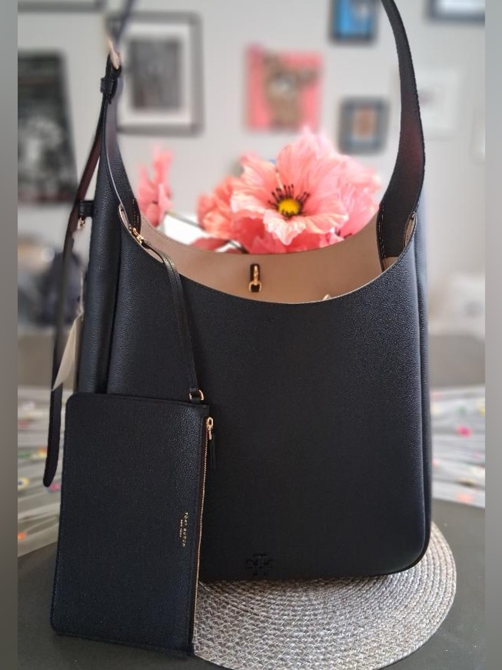 TORY BURCH OVERSIZED THEA SLOUCHY SHOULDER BAG NWT BLACK